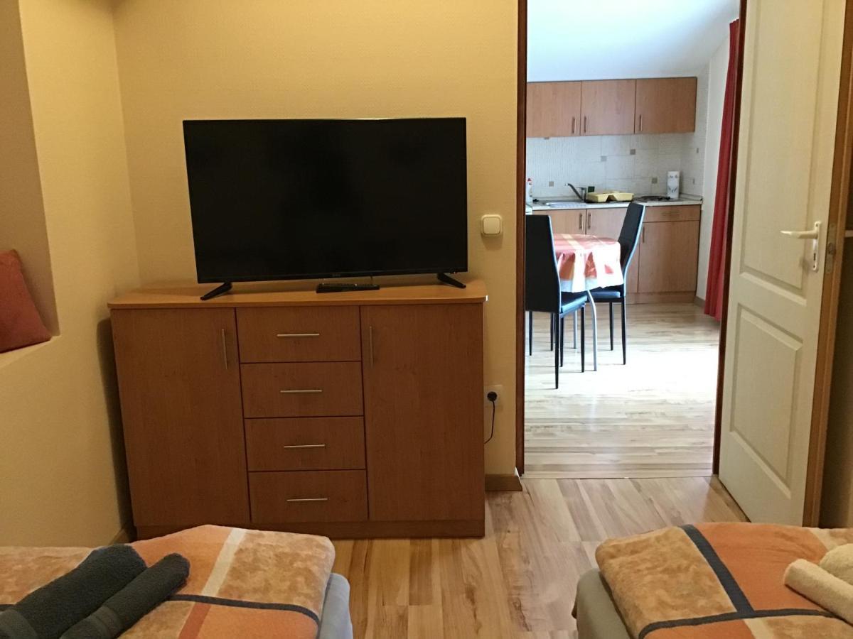 Dravecz Apartman Balatonlelle Exterior foto