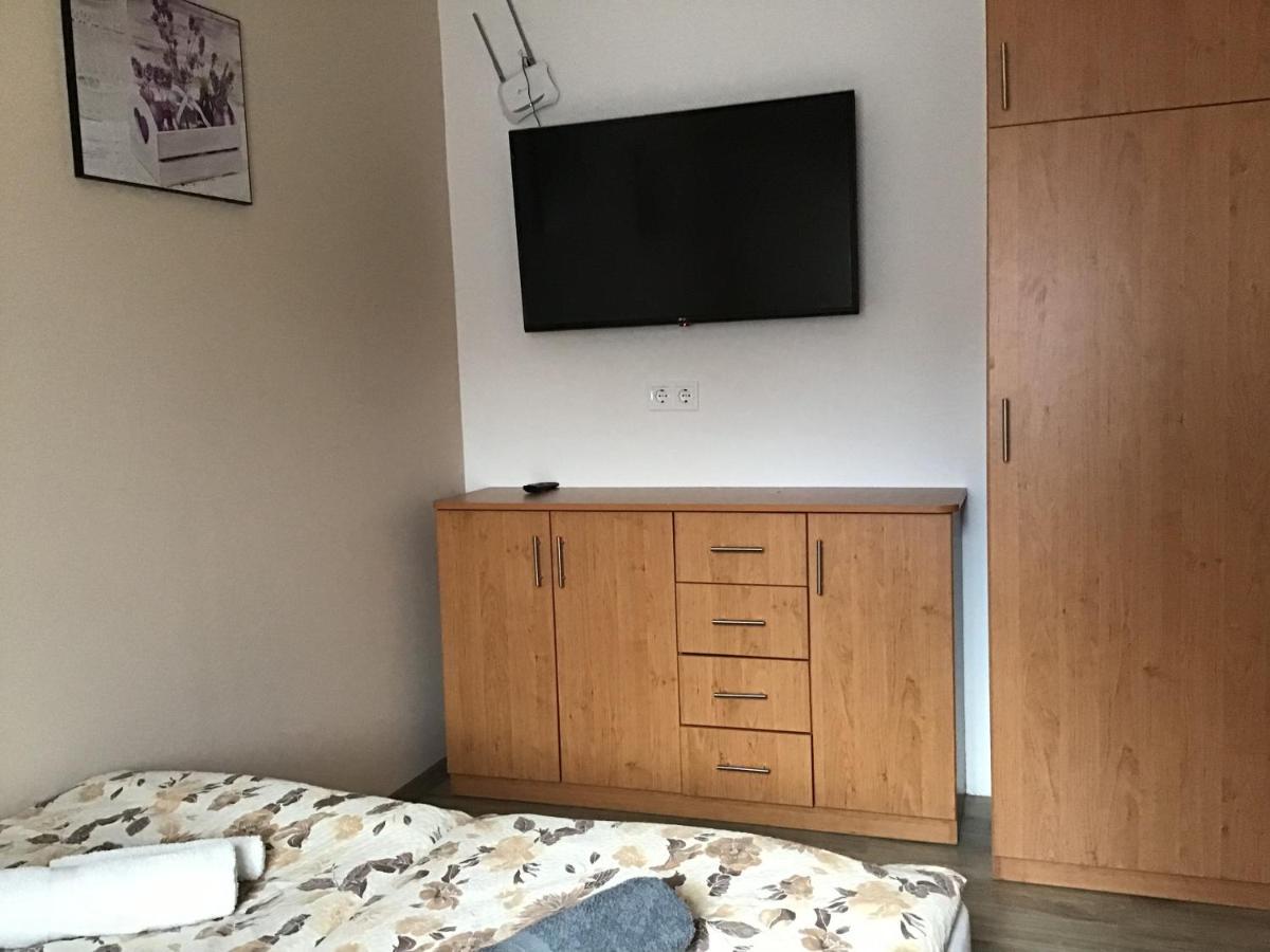 Dravecz Apartman Balatonlelle Exterior foto